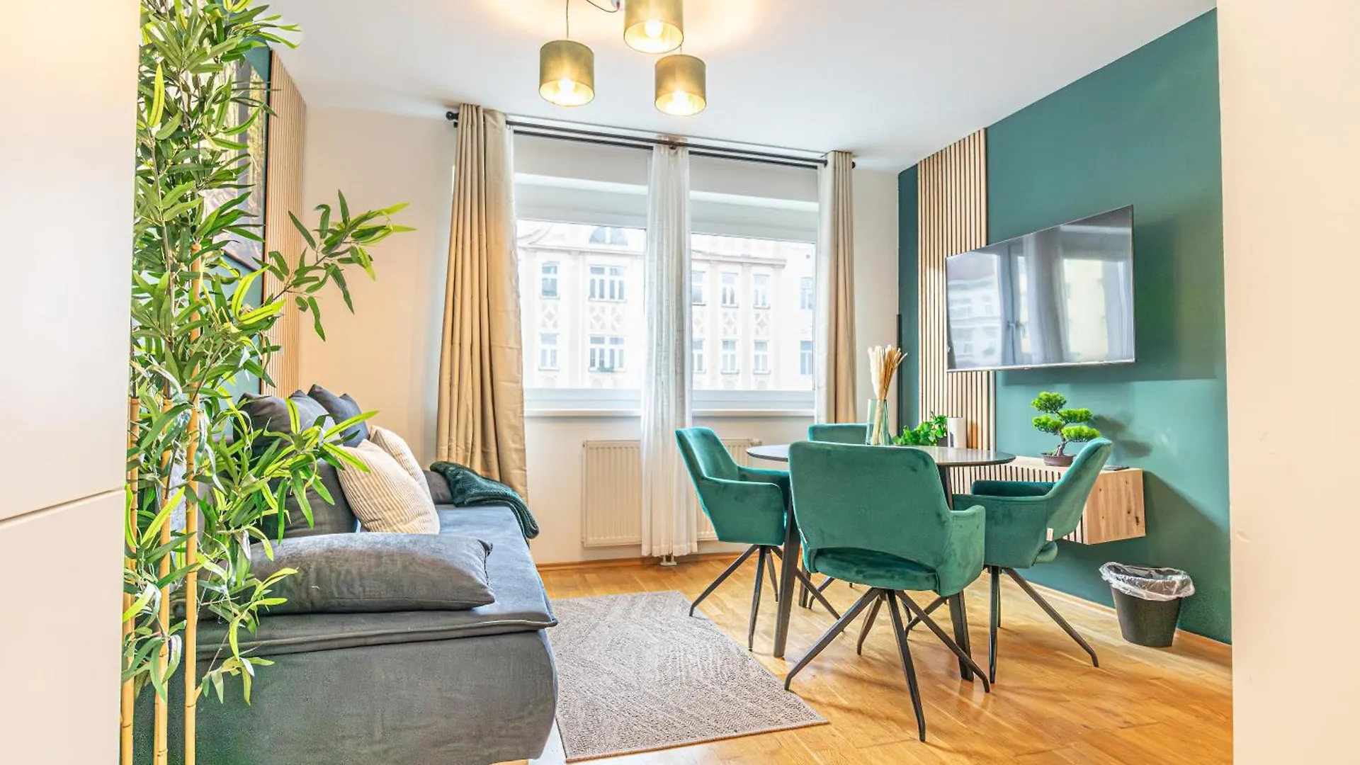 Charming 1Br, Steps From Reumannplatz U1 Apartment Vienna Austria