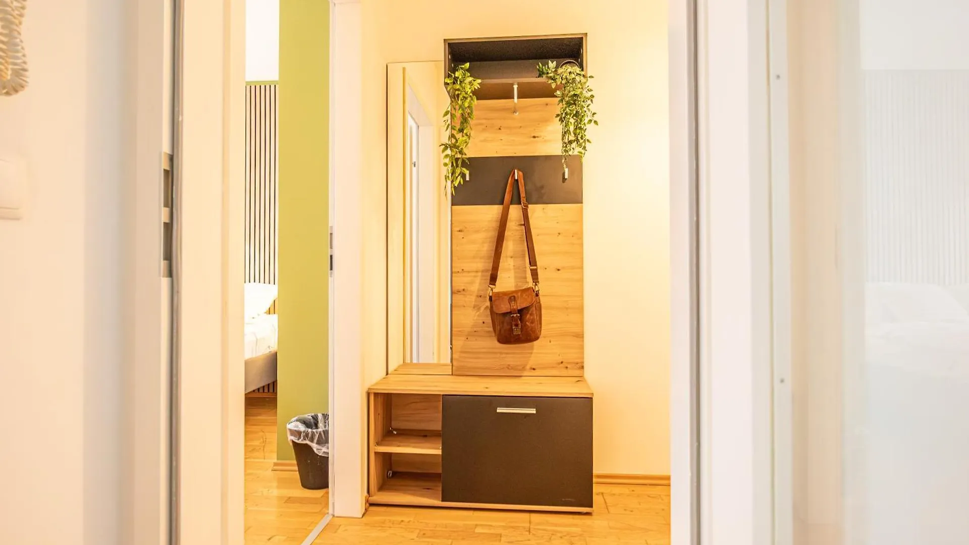Charming 1Br, Steps From Reumannplatz U1 Apartment Vienna 0*,  Austria