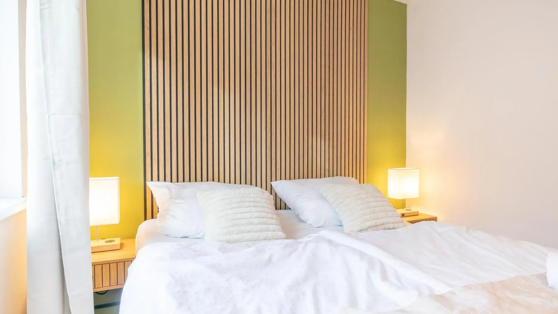Charming 1Br, Steps From Reumannplatz U1 Apartment Vienna Austria
