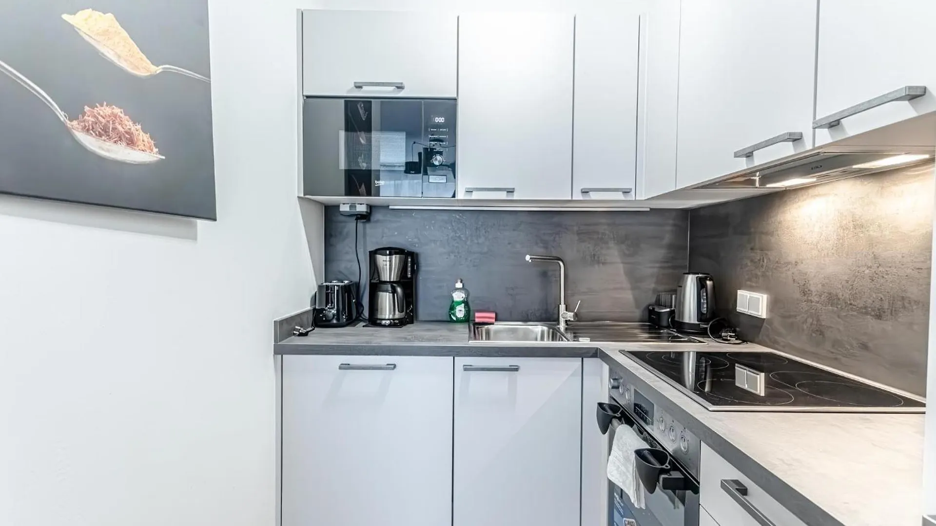 Charming 1Br, Steps From Reumannplatz U1 Apartment Vienna Austria